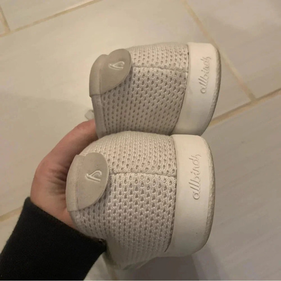 Allbirds Perforated Tree Runners 9 - Picture 4 of 9